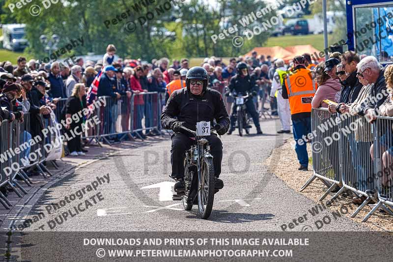 Vintage motorcycle club;eventdigitalimages;no limits trackdays;peter wileman photography;vintage motocycles;vmcc banbury run photographs